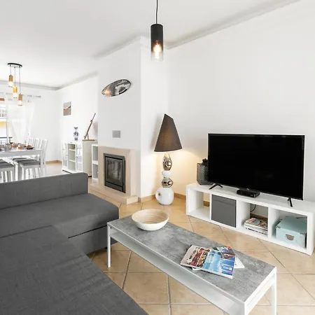 Апартаменты Belem House *